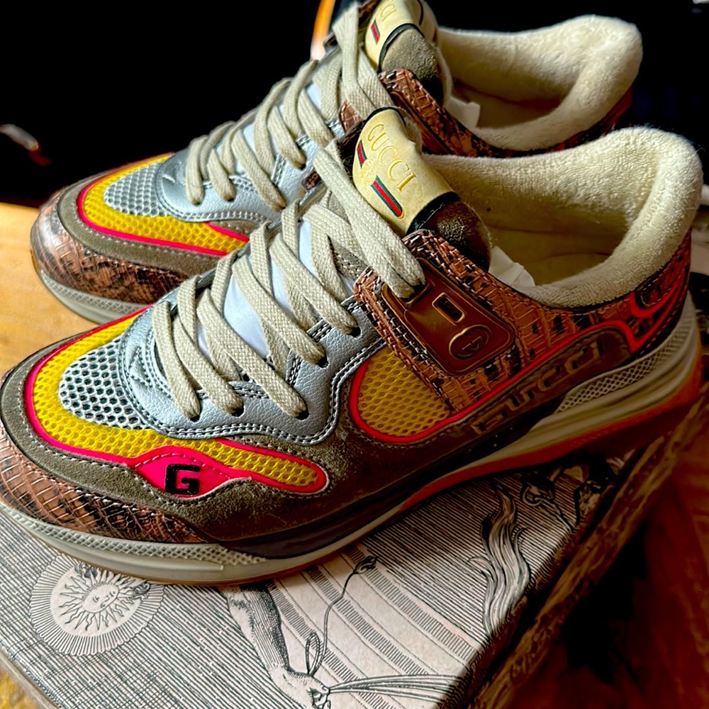 Gucci Sneakers